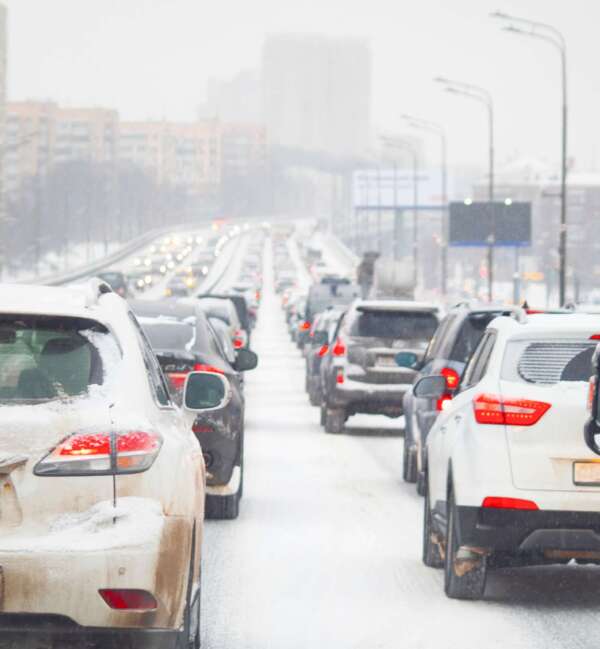 traffic-jam-on-the-street-2026-01-07-02-05-29-utc